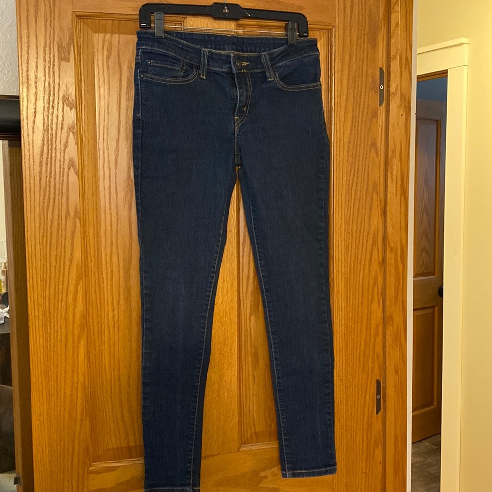 Like new Levi Skinny Jeans size 11